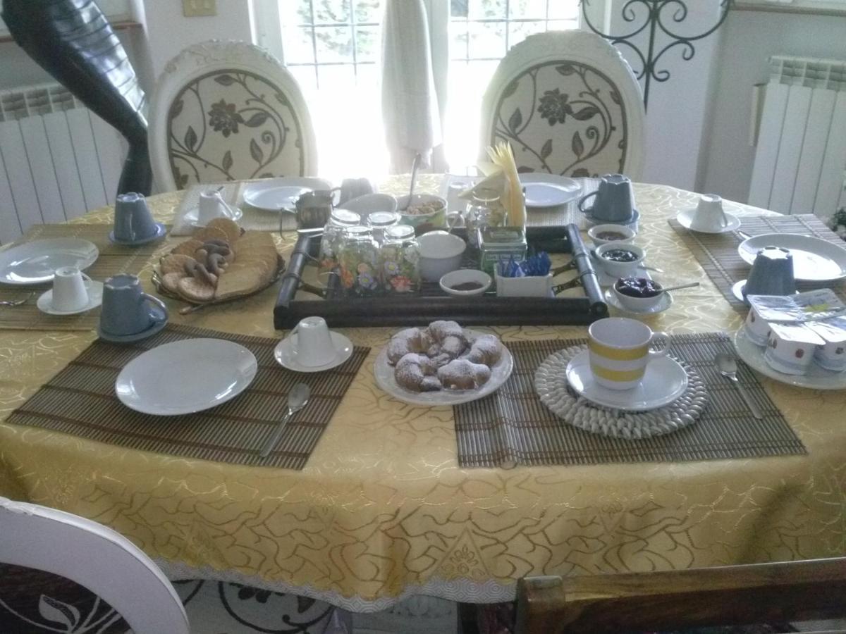 La Tana Delle Stelle B&B Di Charme E Relax Fara in Sabina Bagian luar foto