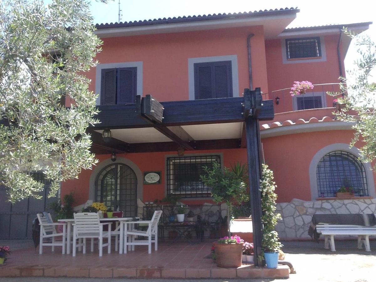 La Tana Delle Stelle B&B Di Charme E Relax Fara in Sabina Bagian luar foto