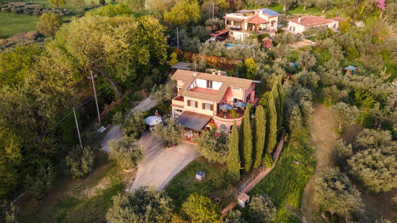La Tana Delle Stelle B&B Di Charme E Relax Fara in Sabina Bagian luar foto