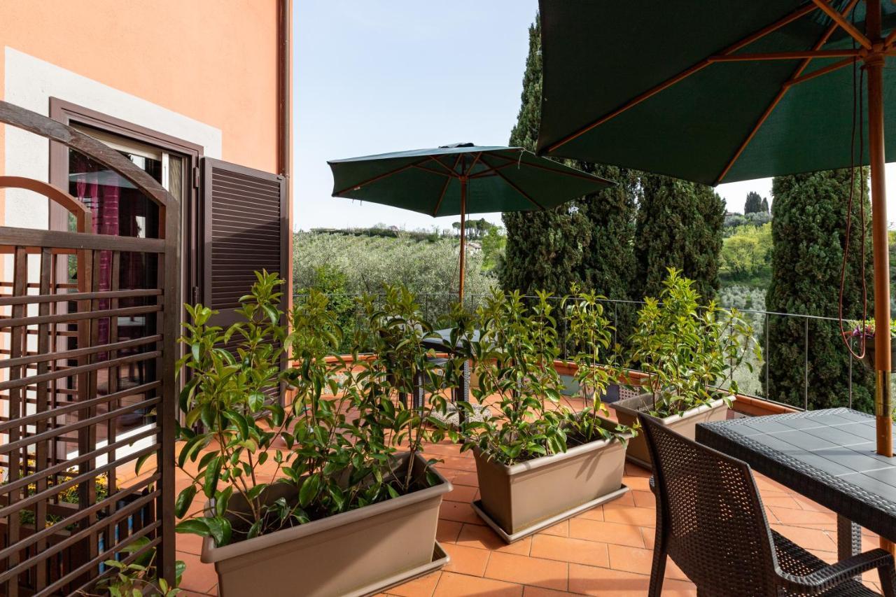 La Tana Delle Stelle B&B Di Charme E Relax Fara in Sabina Bagian luar foto