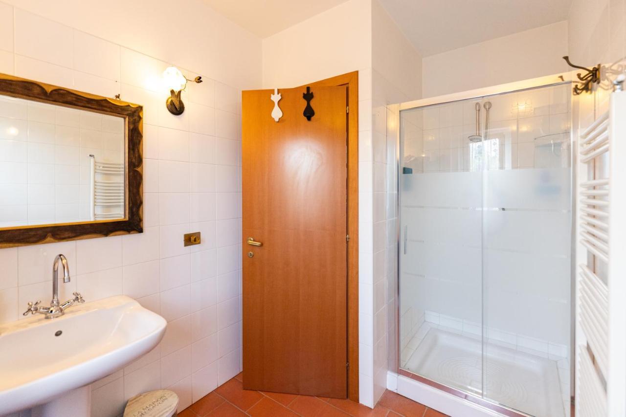 La Tana Delle Stelle B&B Di Charme E Relax Fara in Sabina Bagian luar foto