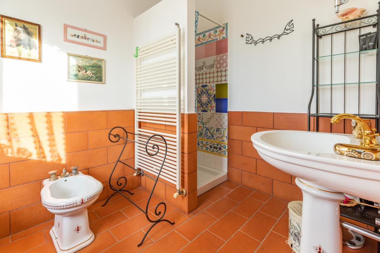 La Tana Delle Stelle B&B Di Charme E Relax Fara in Sabina Bagian luar foto
