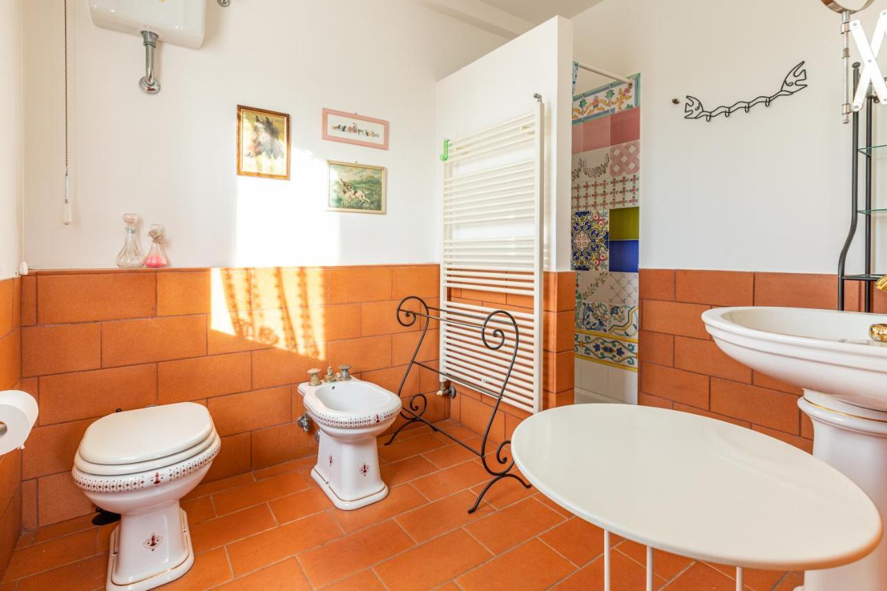 La Tana Delle Stelle B&B Di Charme E Relax Fara in Sabina Bagian luar foto
