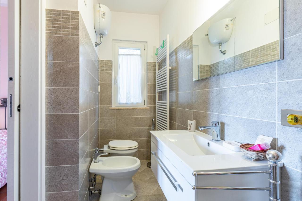 La Tana Delle Stelle B&B Di Charme E Relax Fara in Sabina Bagian luar foto