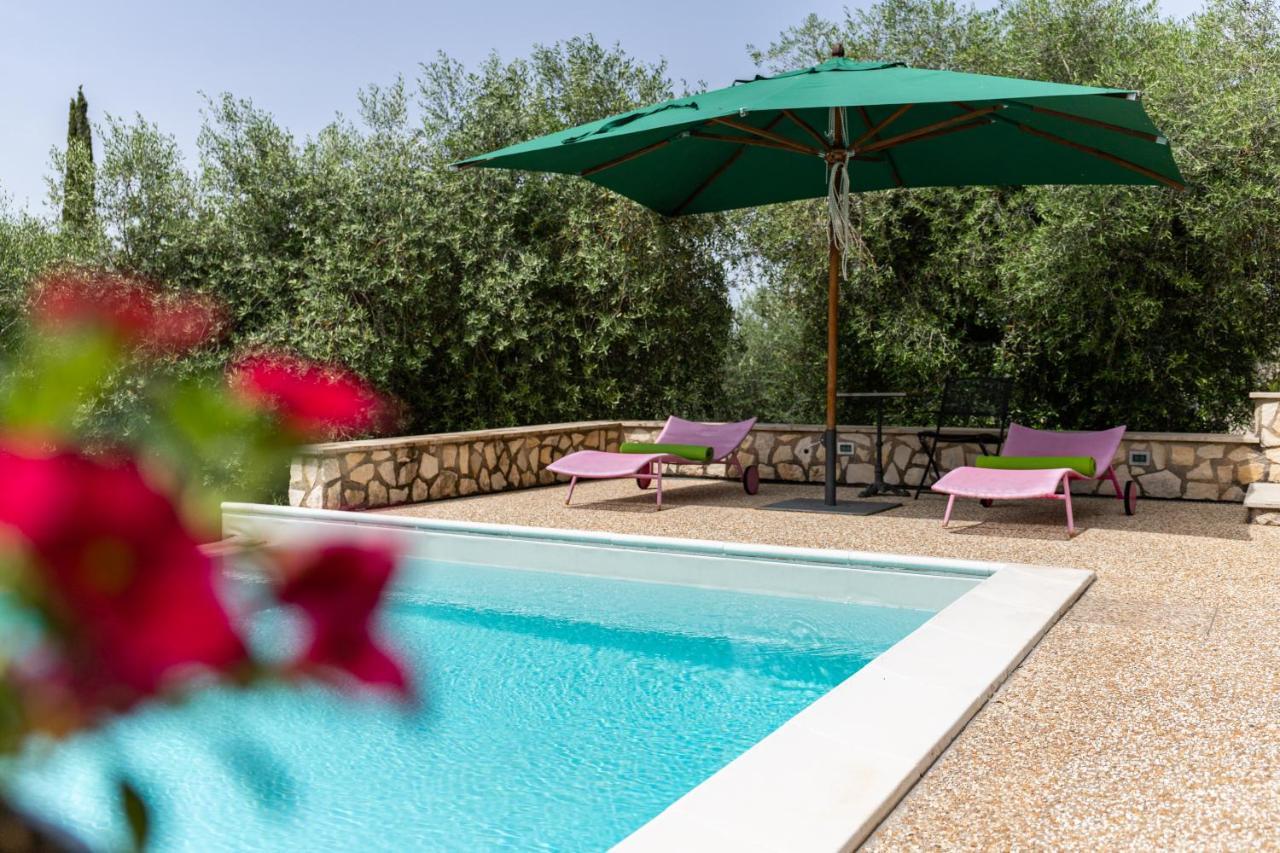 La Tana Delle Stelle B&B Di Charme E Relax Fara in Sabina Bagian luar foto